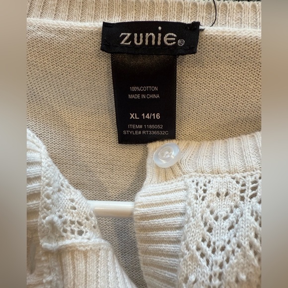 Vintage-Inspired Cream Knit Cardigan - Picture 6 of 6